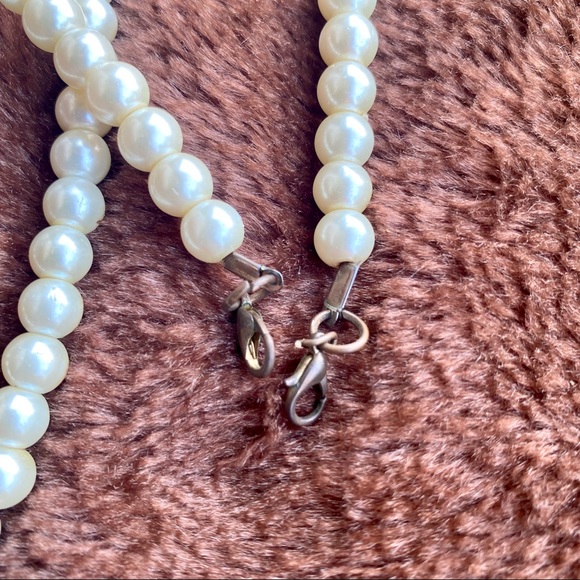 Beautiful Pearl white Long Necklace!❤️ Brand New - Picture 5 of 5